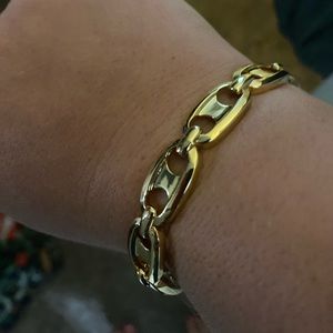 BB Lila cuff bracelet